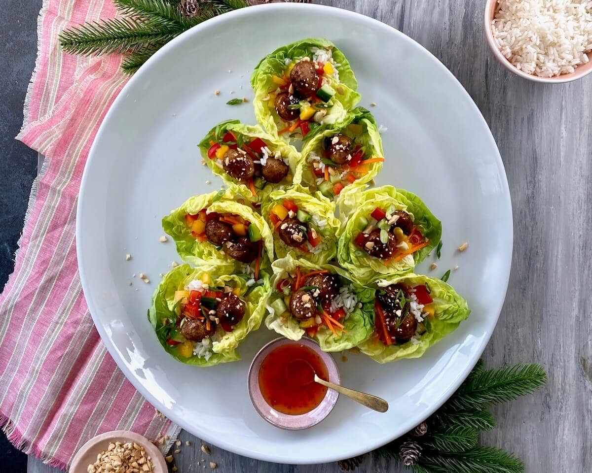 Christmas Tree Lettuce Wraps