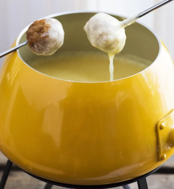 buzzfeed-meatball-fondue
