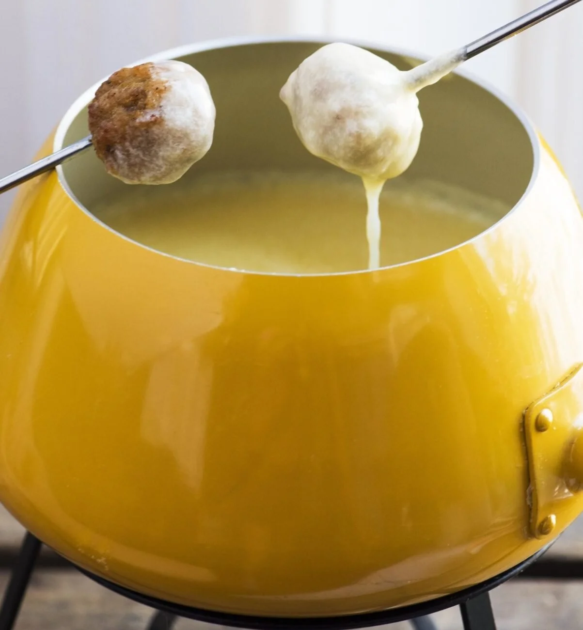Meatball Fondue | Farmrich